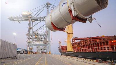 موانئ دبي العالمية: 