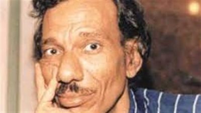 في ذكرى وفاة أمل دنقل.. 12 معلومة ترصد حياة شاعر الرفض من الميلاد إلى الرحيل 