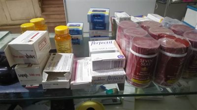 غلق 16 منشأة طبية وضبط أدوية مهربة في الفيوم (صور)