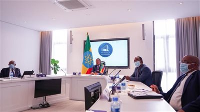 رئيس الوزراء يشارك في اجتماع الاتحاد الإفريقي حول سد النهضة (صور)