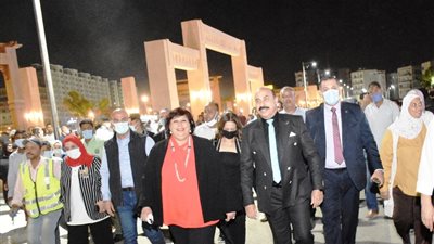 وزيرة الثقافة ومحافظ أسوان يفتتحان أعمال تطوير وتحديث سينما ومسرح الصداقة 
