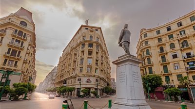 إصابة سائح ألماني خلال عبوره الطريق بوسط البلد