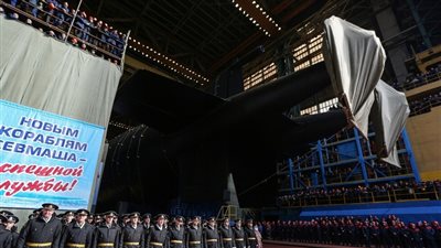 مصادر: بدء تجارب غواصة 