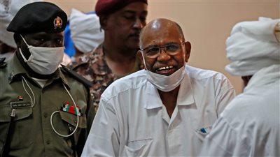 السودان يوافق على تسليم عمر البشير إلى المحكمة الجنائية الدولية 