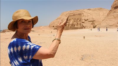 ماشا ميريل تزور معبد أبو سمبل وتبدي إعجابها بالحضارة المصرية القديمة