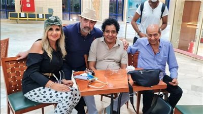 أحدث ظهور لمحمد منير في مسقط رأسه بعد شائعات تدهور حالته الصحية (فيديو)