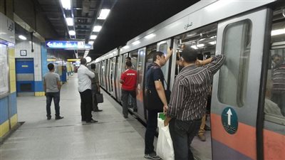تعطل حركة قطارات مترو الأنفاق بالخط الثاني جزئيا