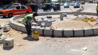 بدء تطوير ميدان الثروة المعدنية وإزاله الحواجز الحديدية من أمام العقارات