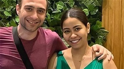 شيرين عبد الوهاب تشيد بوالدة حسام حبيب وتتجاهل والده 