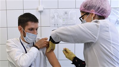 روسيا تنفي وجود تطعيم إلزامي في البلاد