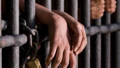 ضبط تشكيل عصابي بحوزته سلاح ناري وهيروين في قنا 