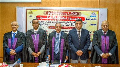 الكاتب الصحفي محمود مسلم يحصد الدكتوراه بمرتبة الشرف الأولى (صور)