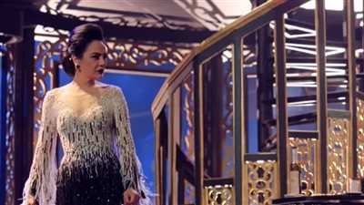 شريهان تعتمد على 5 نجوم خلف ستار مسرحية 