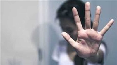 لامس مناطق حساسة بجسدها.. القبض على المتهم بالتحرش بسيدة في هضبة الأهرام 