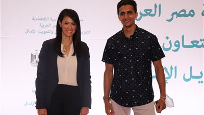 وزيرة التعاون الدولي ردا على 