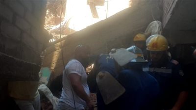 نيابة الإسكندرية تستدعي مسؤولي الحي بسبب انهيار عقار الدخيلة وتتخذ إجراءات جديدة