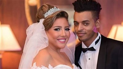 بعد مي كساب.. هل أصيبت عائلتها بـ فيروس كورونا؟