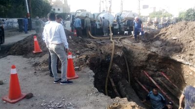 انقطاع المياه عن مدينة جرجا بسوهاج بعد كسر ماسورة رئيسية