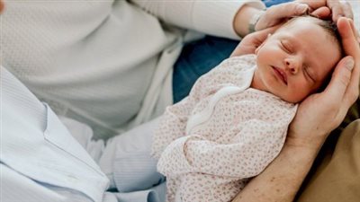 المولود وأمه يتضرران.. متحدث الصحة يحذر من الولادة القيصرية