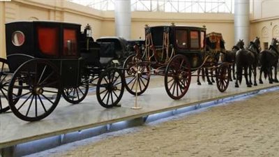 متحف المركبات الملكية يجري استفتاءً لاختيار قطعة أغسطس الأثرية (صور)