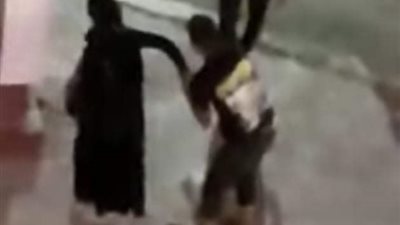 أحدهما يتيم الأب والأم.. كيف حركت السوشيال ميديا واقعة التعدي على 