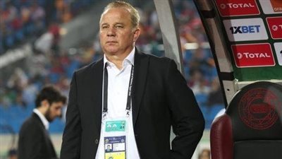 شوقي غريب يستقر على ضم إبراهيم عادل لقائمة الأولمبياد (خاص)