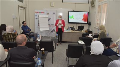 حاضنة أعمال 