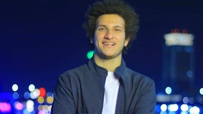 الطالب فادي أيمن يؤدي أول امتحانات نهاية العام اليوم