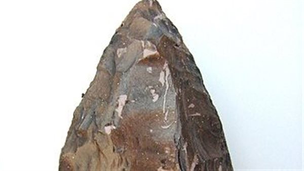  أداة حجرية للإنسان