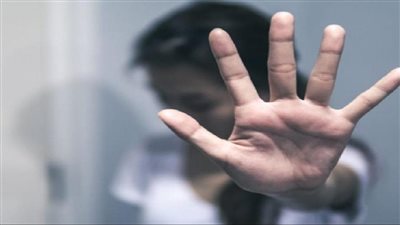 تعرف على أبرز شهادات لفتيات اتهمن ممثلًا شهيرًا بالتحرش 