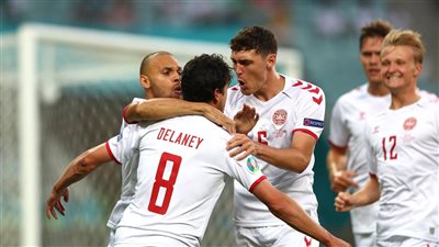 الشوط الأول.. الدنمارك تتقدم على التشيك في اليورو