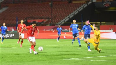 تعديل مفاجئ في موعد مباراة الأهلي وسموحة