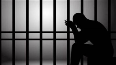 القبض على نصاب أوهم المواطنين بقدرته على تخصيص محلات وأراضي بالعبور