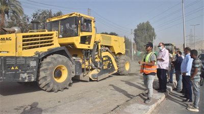 محافظ أسيوط يتفقد استكمال أعمال رصف الطريق الدائري بحي غرب