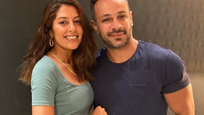 بعد انفصالهما.. ميرنا الهلباوي تحذف صور محمد عطية على انستجرام