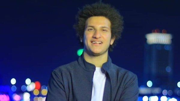 طالب كلية طب قصر