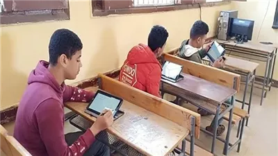 ننشر جداول امتحانات الفصل الدراسي الأول للصفين الأول والثاني الثانوي بأسيوط