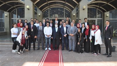 إيهاب توفيق ضيف شرف حفل إحياء ذكرى 30 يونيو بجامعة حلوان (صور)