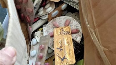 ضبط أدوية خاصة بالمستشفيات والتأمين الصحي محظور تداولها داخل صيدليات بالقليوبية (صور) 