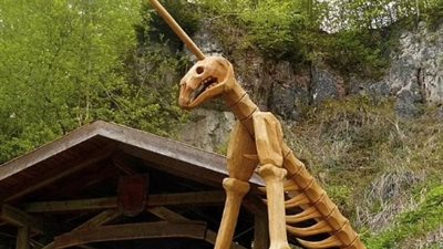 علماء ألمان يكتشفون أقدم زخرفة في العالم لقدم غزال عمرها 51000 سنة (صور)