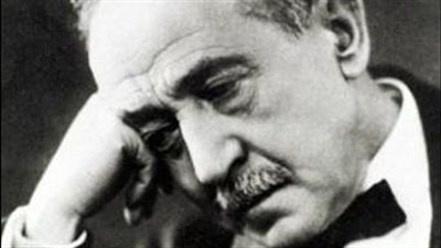 قصائد عربية| «يا ناشِرَ العِلمِ بِهَذي البِلاد» أحمد شوقي