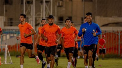 أحمد علي يقود هجوم البنك الأهلي أمام الاتحاد في مباراة الحسم بالدوري