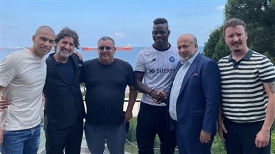 رسميًا.. بالوتيلي ينضم إلى فريق أضنة سبور التركي