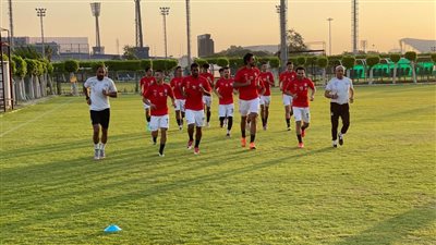 شوقي غريب يدرس منتخب إسبانيا ومحاضرة للاعبي الأولمبي