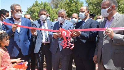 محافظ سوهاج يفتتح عددا من مشروعات 