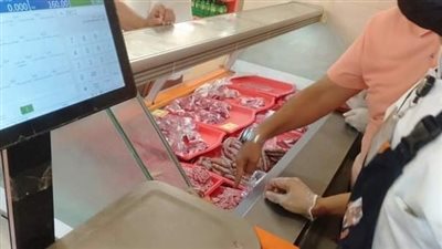 حملات ومحاضر وضبط سلع في حملات مكبرة على أسواق الإسكندرية