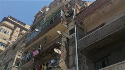 انهيار أجزاء من عقار قديم في كرموز بالإسكندرية دون إصابات