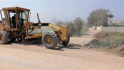 رفع كفاءة الطرق الرئيسية داخل مركز بني مزار بالمنيا