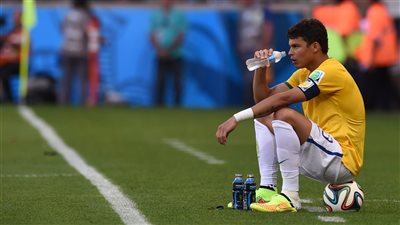 تياجو سيلفا: من المستحيل إيقاف ميسي في نهائي كوبا أمريكا