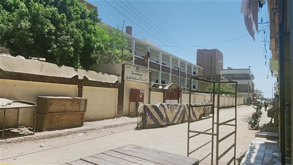 هدوء امام لجان الثانوية